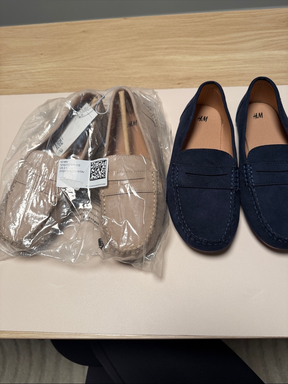 H&M Men's Suede Loafers in Navy and Beige